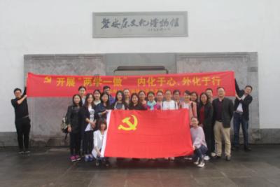 罗甸县多措并举助力搬迁群众就业增收|从喜搬新家到安居乐业